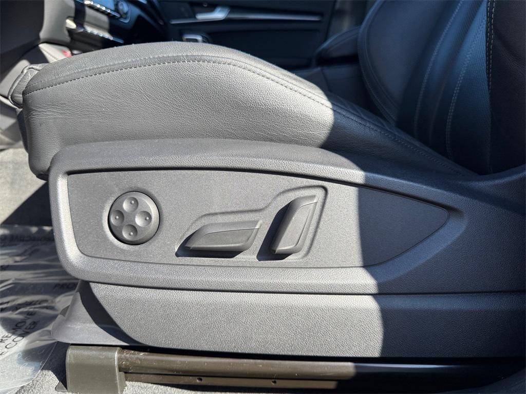 used 2024 Audi SQ5 car, priced at $45,999