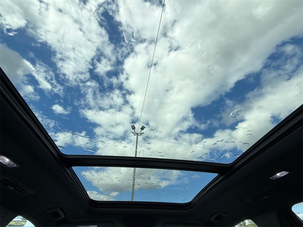 new 2026 Chevrolet Traverse car, priced at $55,855