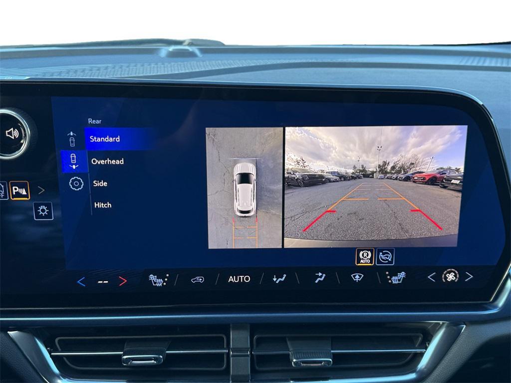 new 2026 Chevrolet Equinox EV car, priced at $34,295