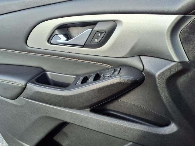 used 2021 Chevrolet Traverse car, priced at $24,000