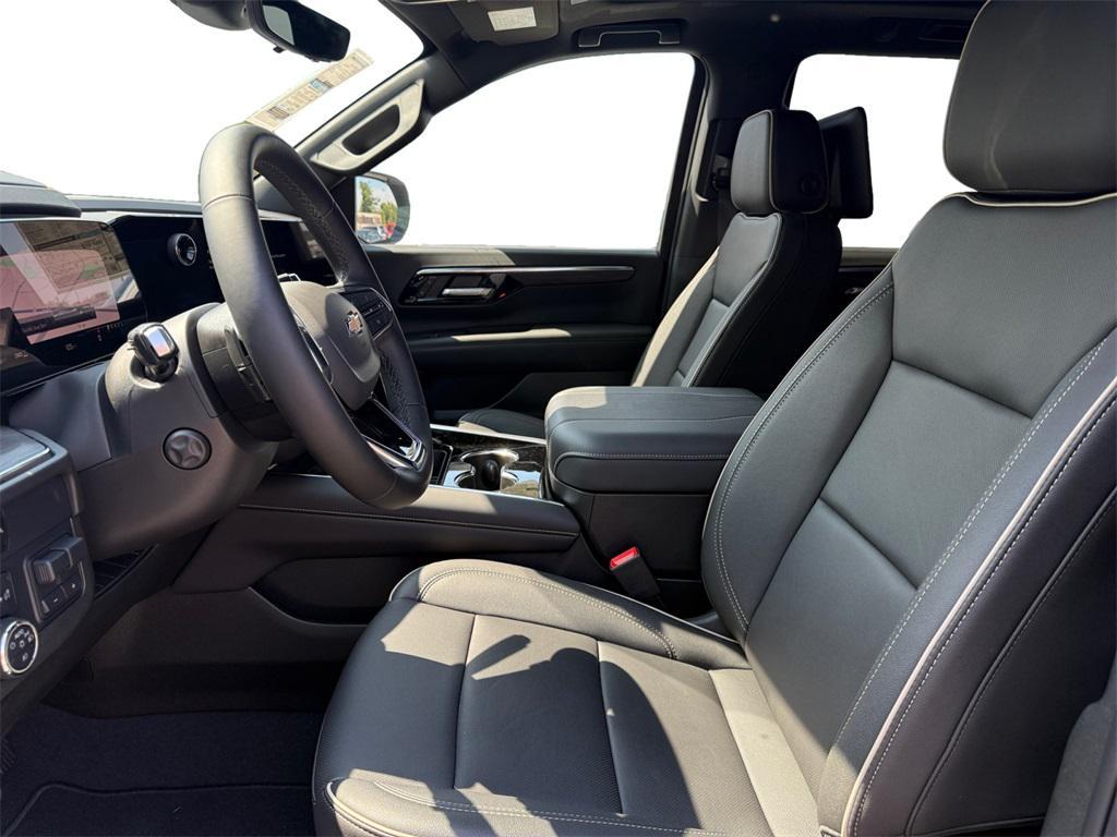 new 2025 Chevrolet Tahoe car, priced at $77,900