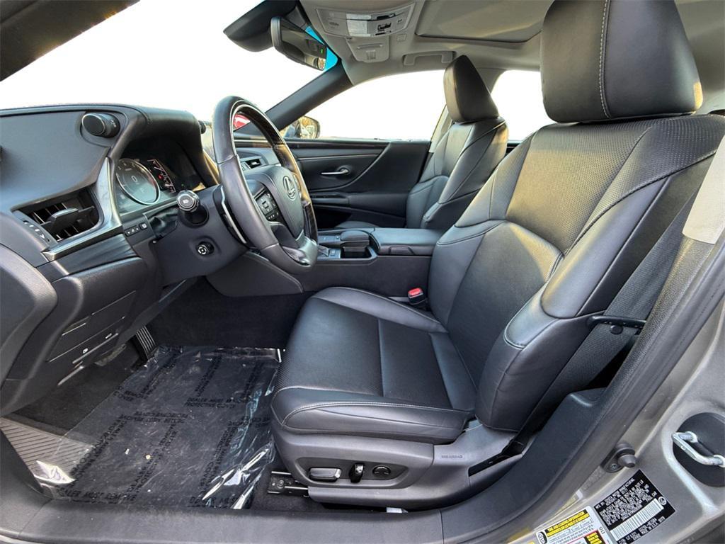 used 2021 Lexus ES 350 car, priced at $32,499