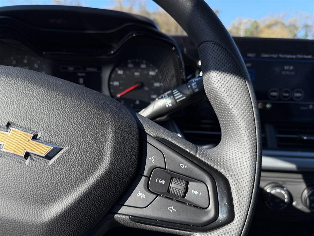 new 2026 Chevrolet Trax car, priced at $24,290