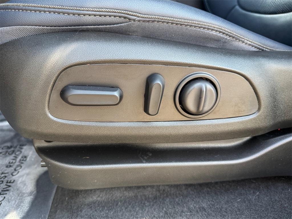 used 2022 Chevrolet Bolt EUV car, priced at $19,500