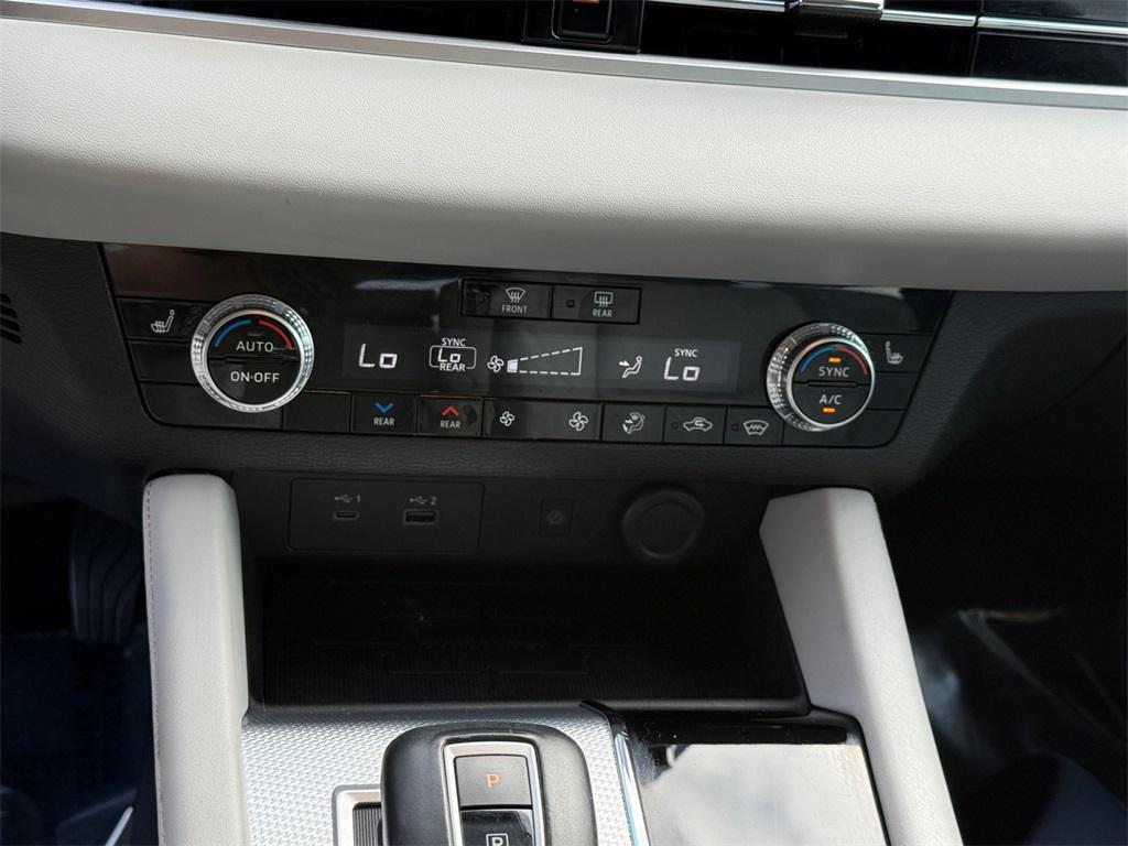 used 2023 Mitsubishi Outlander car, priced at $22,500