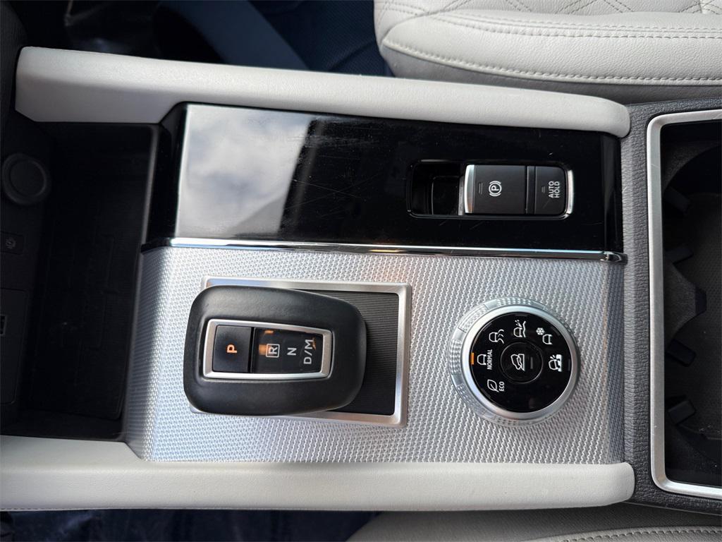 used 2023 Mitsubishi Outlander car, priced at $22,500