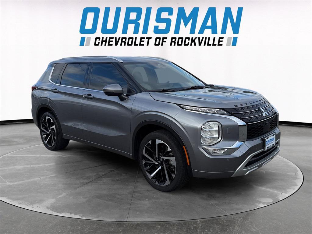 used 2023 Mitsubishi Outlander car, priced at $22,500