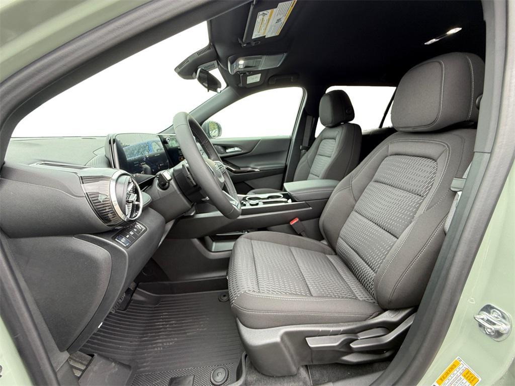 new 2026 Chevrolet Equinox car, priced at $27,305