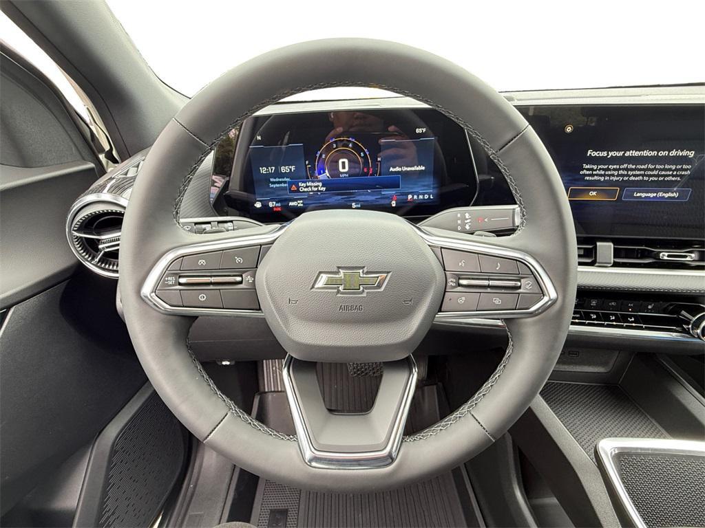 new 2026 Chevrolet Equinox car, priced at $27,305