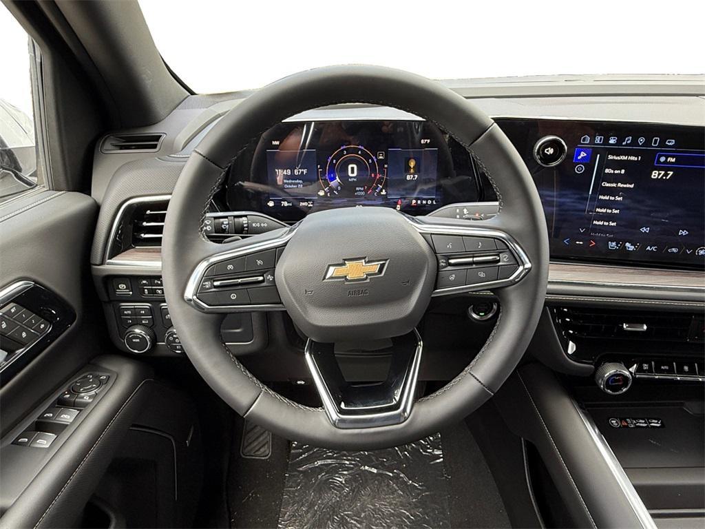 new 2025 Chevrolet Suburban car, priced at $72,115