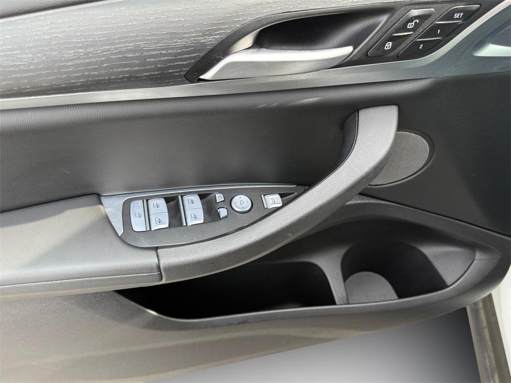 used 2023 BMW X3 car, priced at $38,999