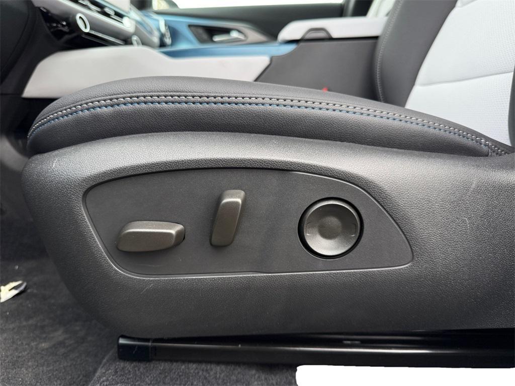 new 2026 Chevrolet Equinox EV car, priced at $40,220