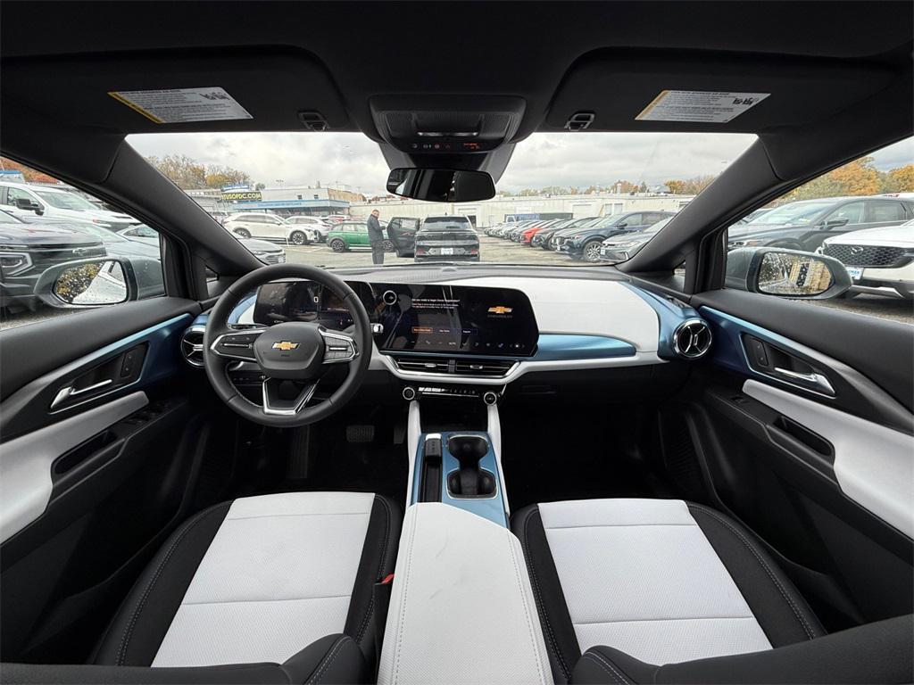 new 2026 Chevrolet Equinox EV car, priced at $40,220