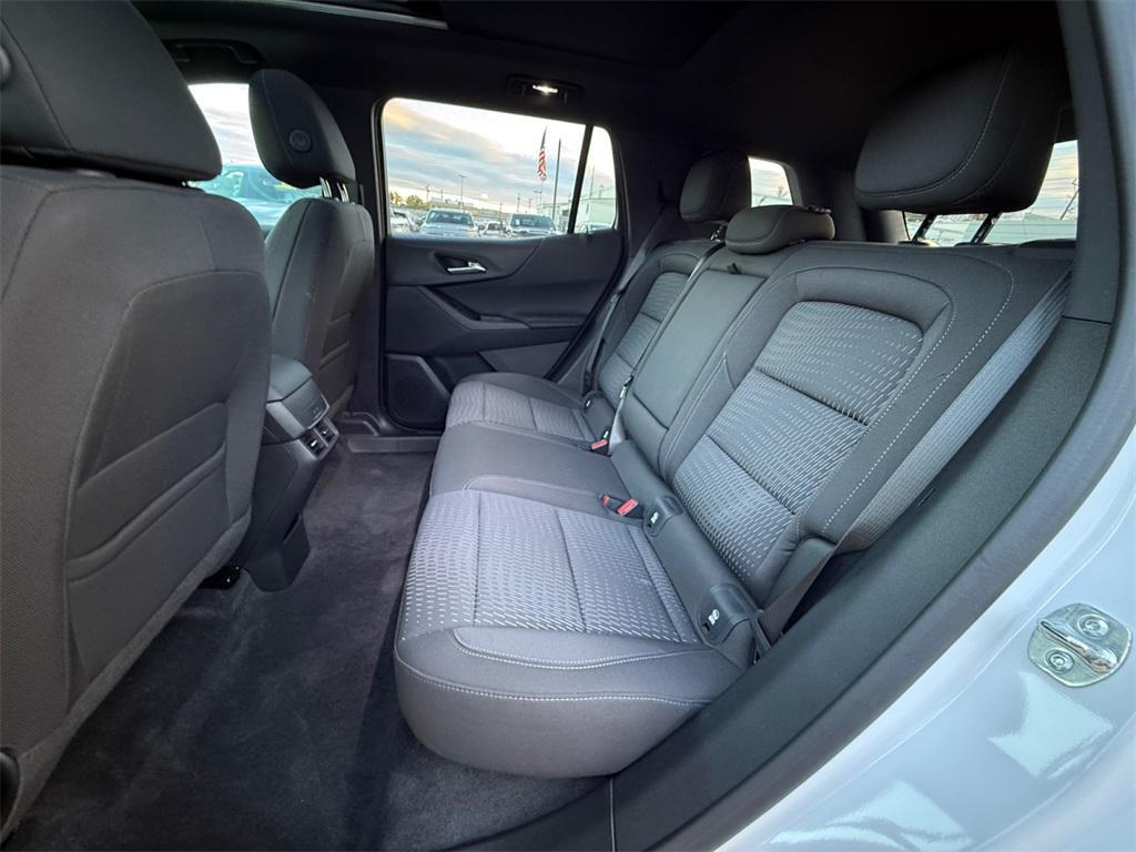 new 2025 Chevrolet Equinox car, priced at $26,385