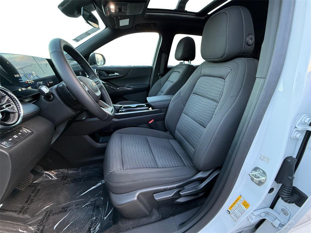 new 2025 Chevrolet Equinox car, priced at $26,385