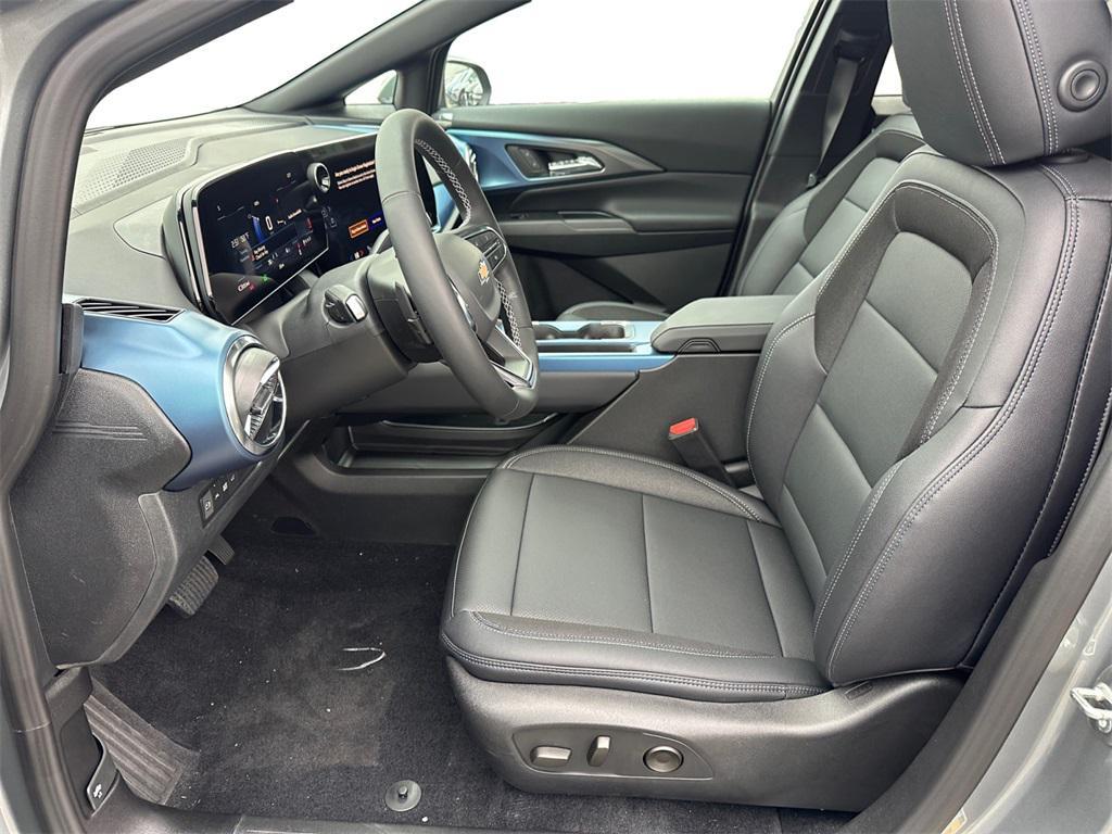 new 2026 Chevrolet Equinox EV car, priced at $35,795