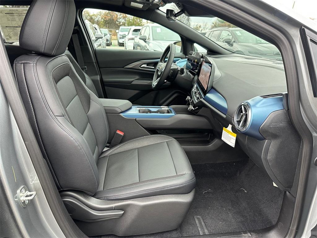 new 2026 Chevrolet Equinox EV car, priced at $35,795