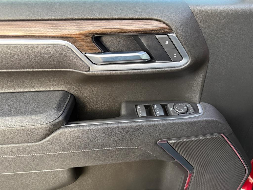 used 2025 Chevrolet Silverado 1500 car, priced at $47,000