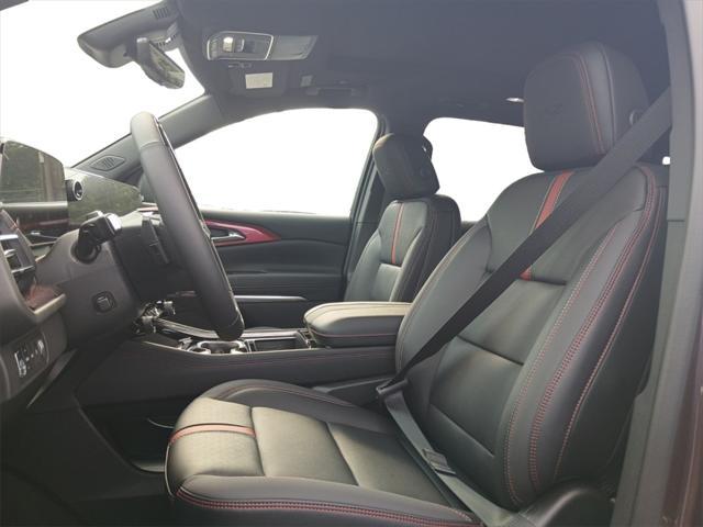 new 2025 Chevrolet Traverse car, priced at $58,569