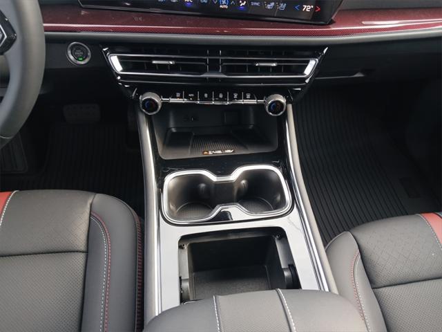 new 2025 Chevrolet Traverse car, priced at $58,569