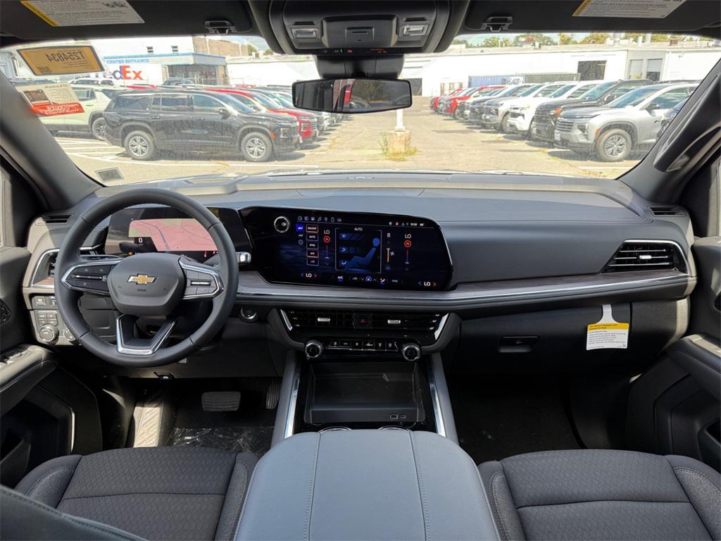 new 2025 Chevrolet Suburban car, priced at $60,245