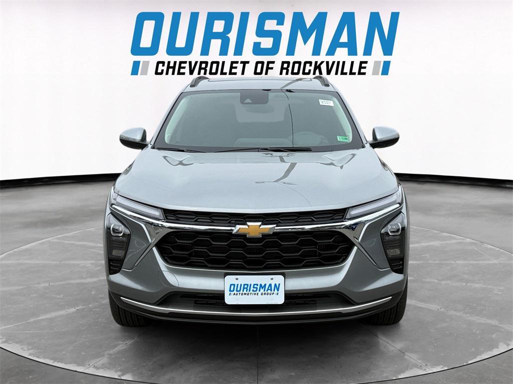 new 2026 Chevrolet Trax car, priced at $23,985