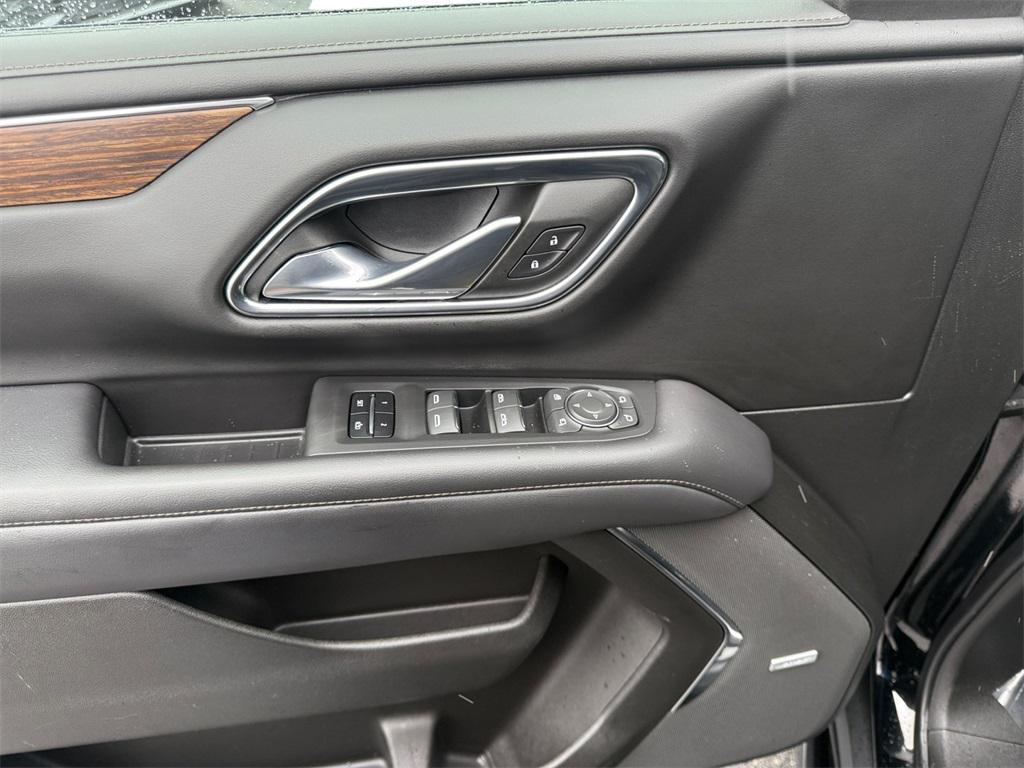 used 2023 Chevrolet Suburban car, priced at $60,000