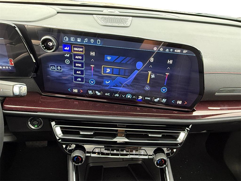 new 2026 Chevrolet Traverse car, priced at $59,006