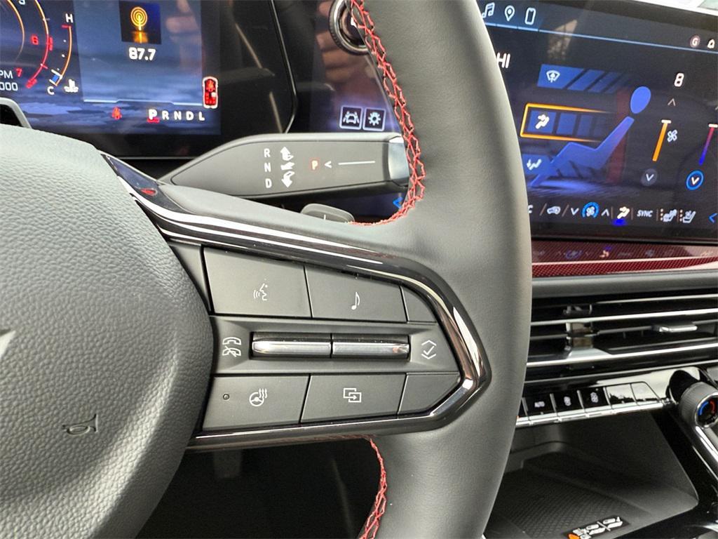 new 2026 Chevrolet Traverse car, priced at $59,006