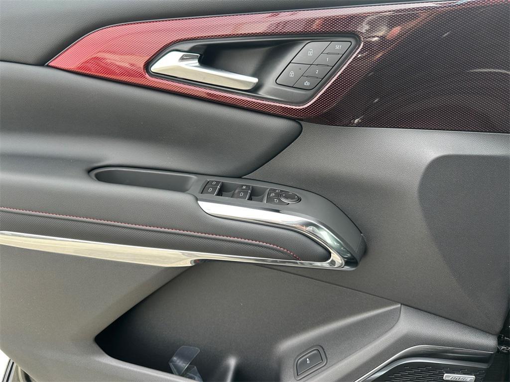 new 2026 Chevrolet Traverse car, priced at $56,330