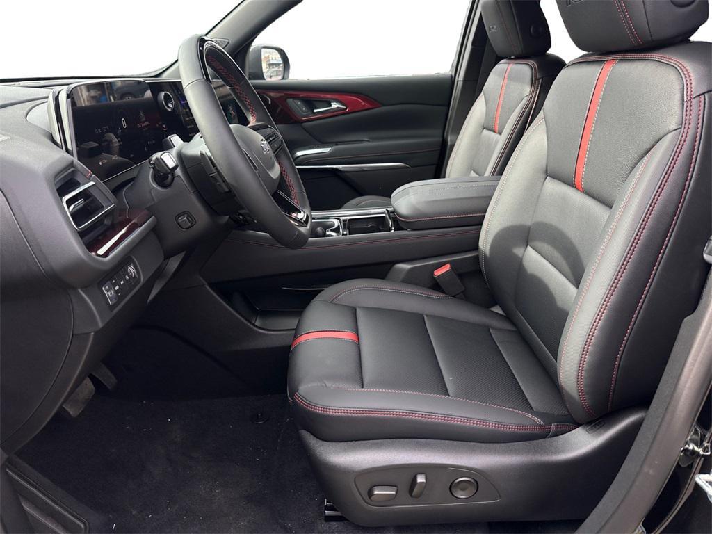 new 2026 Chevrolet Traverse car, priced at $56,330