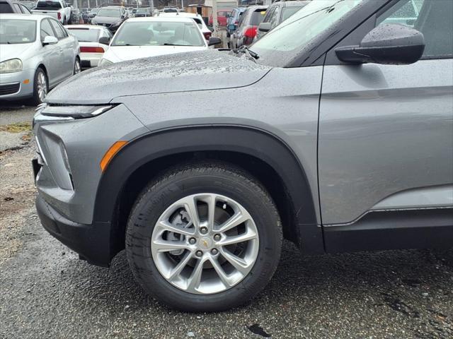 new 2025 Chevrolet TrailBlazer car, priced at $22,687