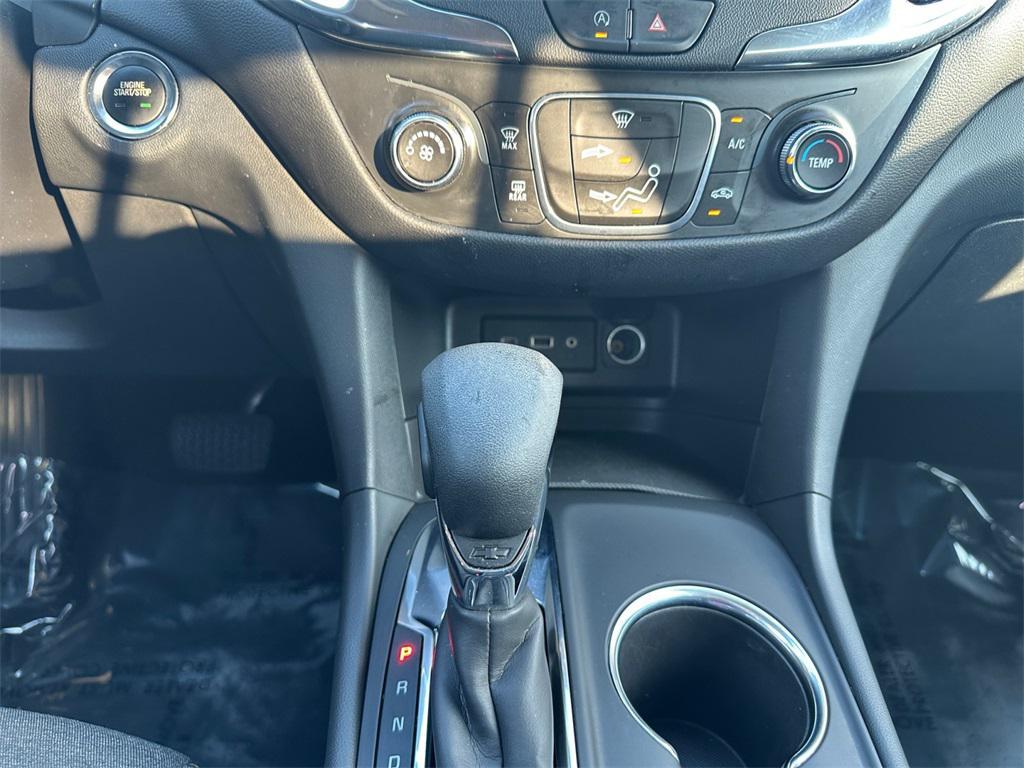 used 2022 Chevrolet Equinox car, priced at $20,000