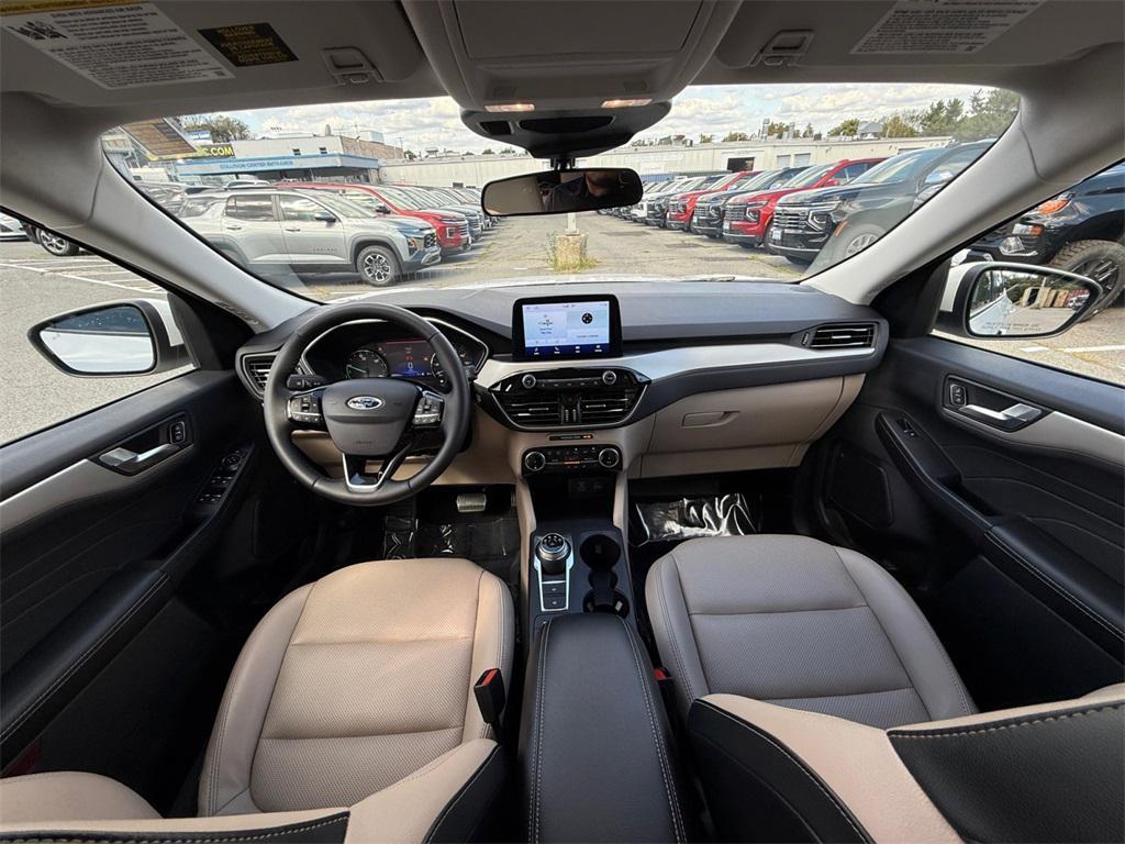 used 2022 Ford Escape car, priced at $21,500