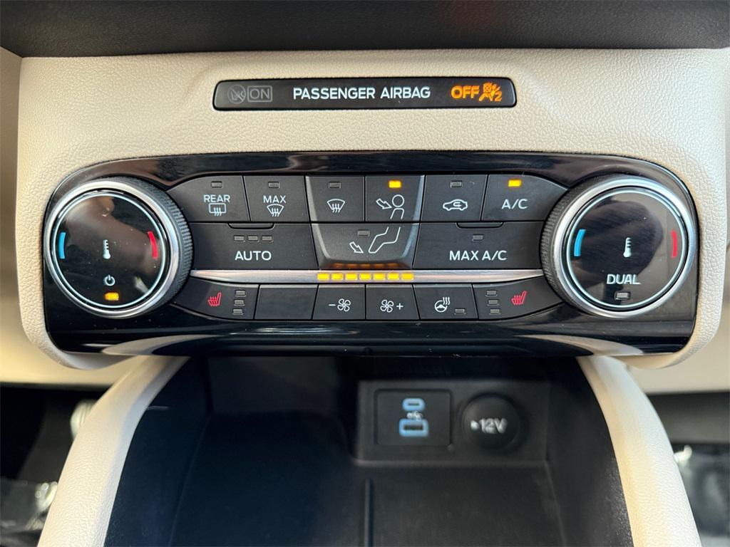 used 2022 Ford Escape car, priced at $21,500