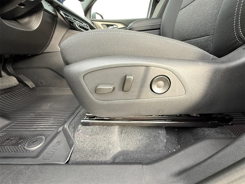 new 2026 Chevrolet Traverse car, priced at $40,140