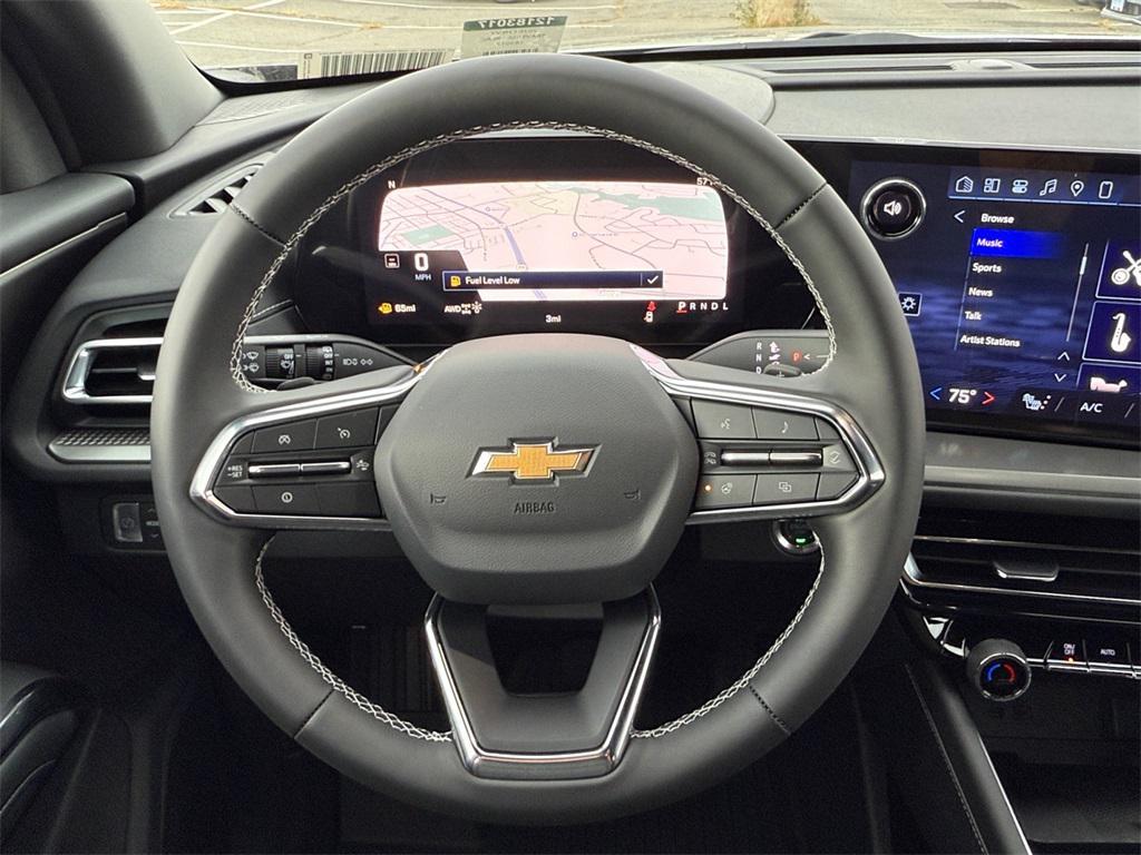 new 2026 Chevrolet Traverse car, priced at $40,140