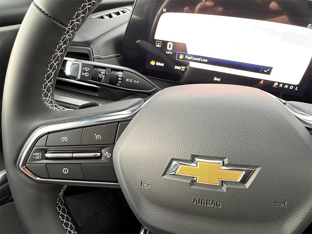 new 2026 Chevrolet Traverse car, priced at $40,140