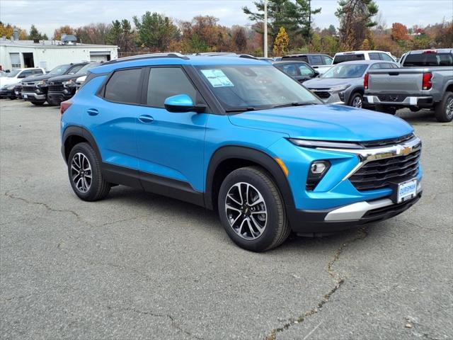 new 2025 Chevrolet TrailBlazer car, priced at $27,427