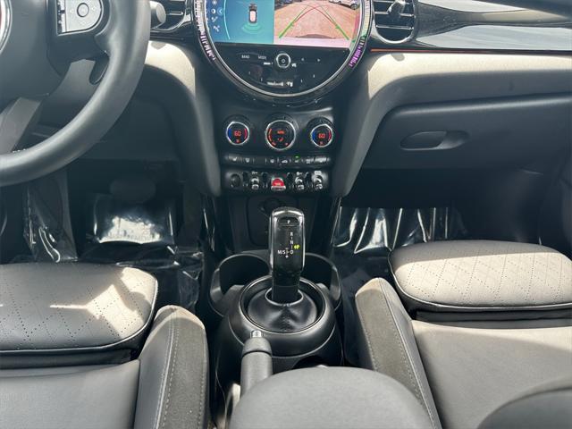 used 2023 MINI Hardtop car, priced at $25,250