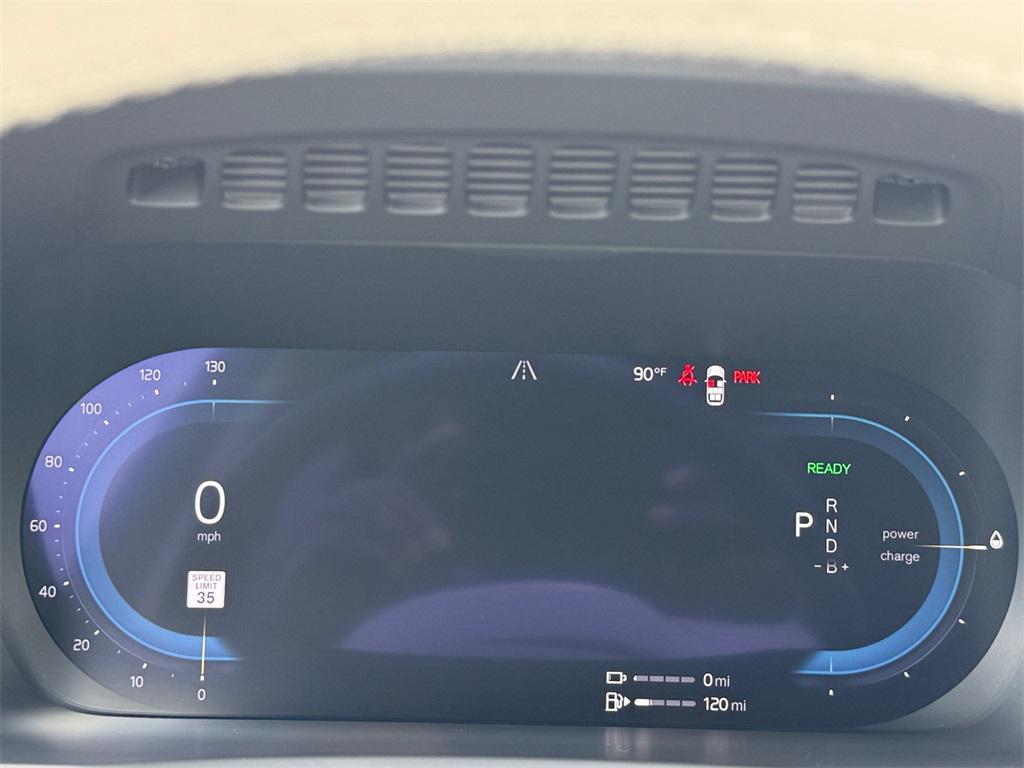 used 2025 Volvo XC90 Plug-In Hybrid car, priced at $55,000