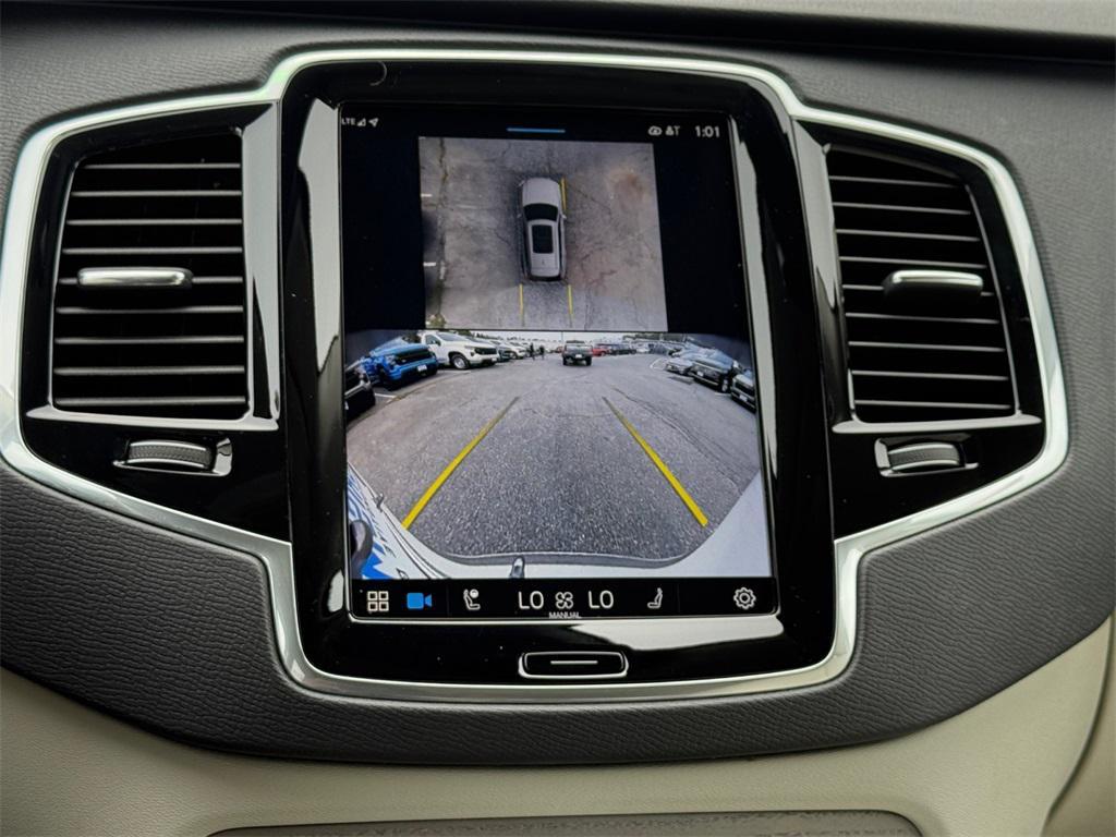 used 2025 Volvo XC90 Plug-In Hybrid car, priced at $55,000