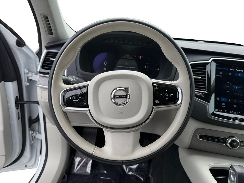 used 2025 Volvo XC90 Plug-In Hybrid car, priced at $55,000