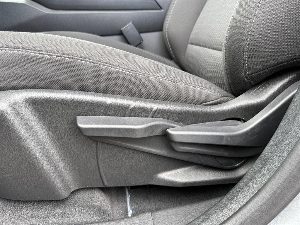new 2025 Chevrolet Equinox car, priced at $23,620