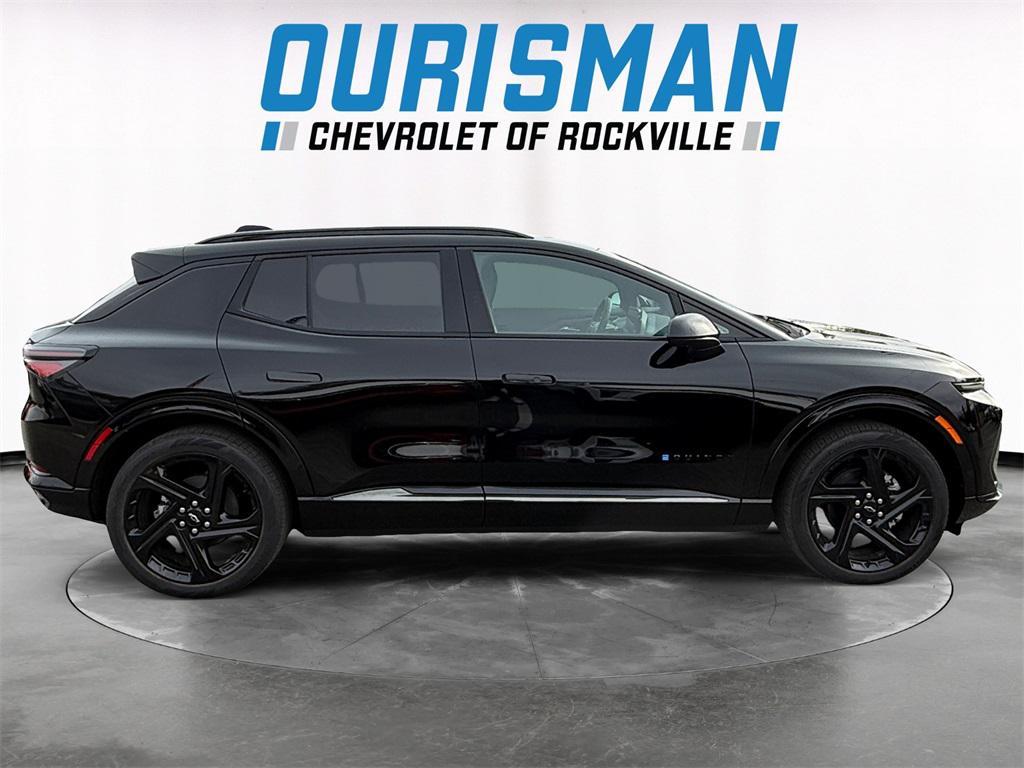 new 2026 Chevrolet Equinox EV car, priced at $39,595