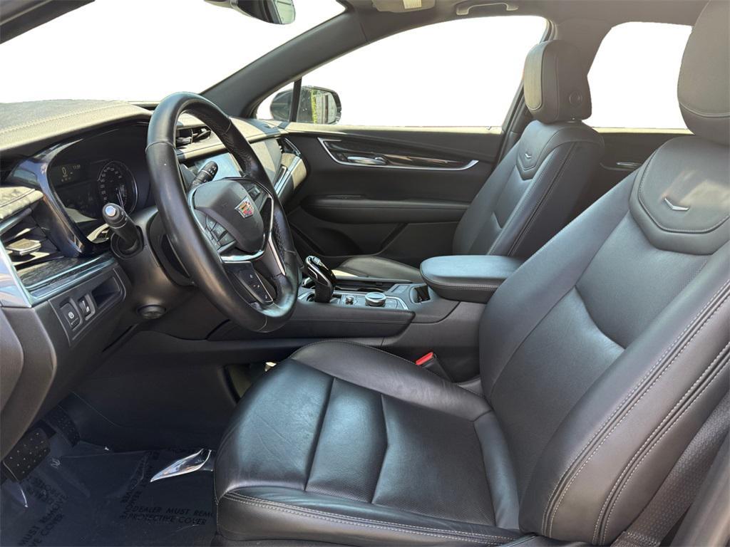 used 2021 Cadillac XT5 car, priced at $25,000