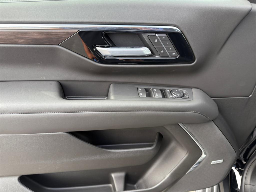 new 2026 Chevrolet Tahoe car, priced at $71,995