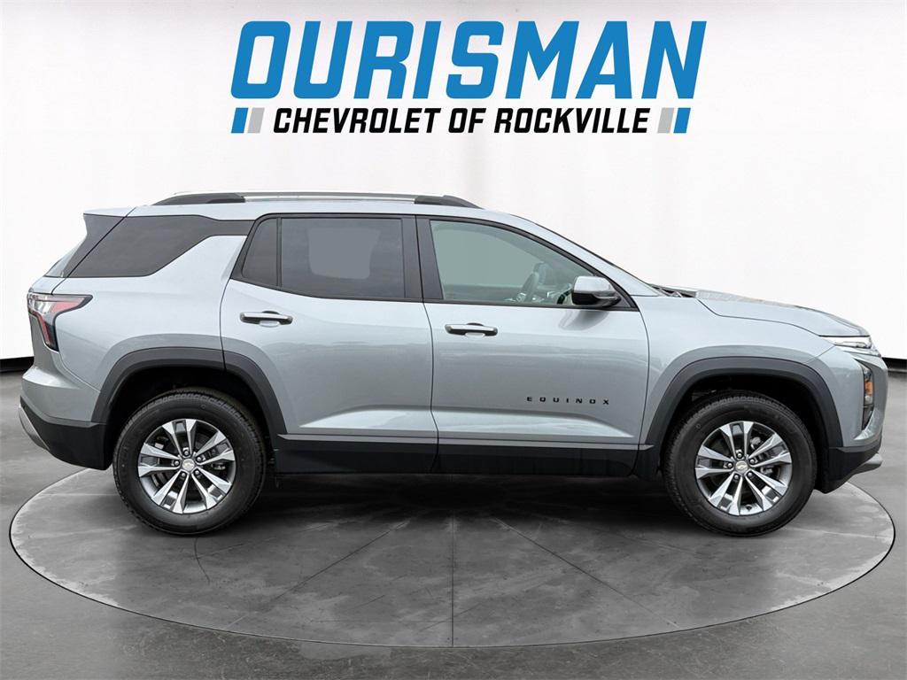 new 2026 Chevrolet Equinox car, priced at $29,355