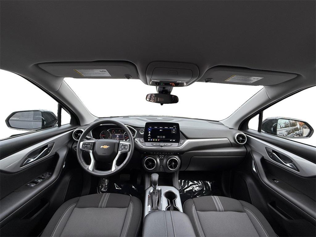 used 2025 Chevrolet Blazer car, priced at $27,000
