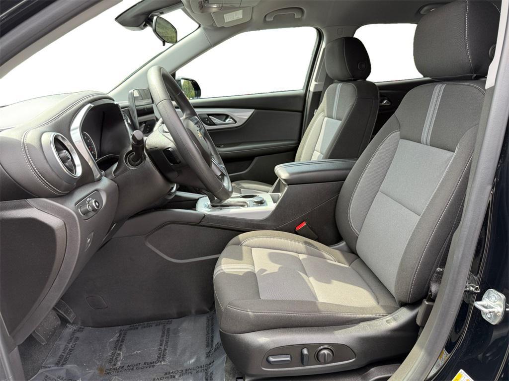 used 2025 Chevrolet Blazer car, priced at $31,000